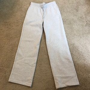 Aritzia Tna Sweatpants NWOT